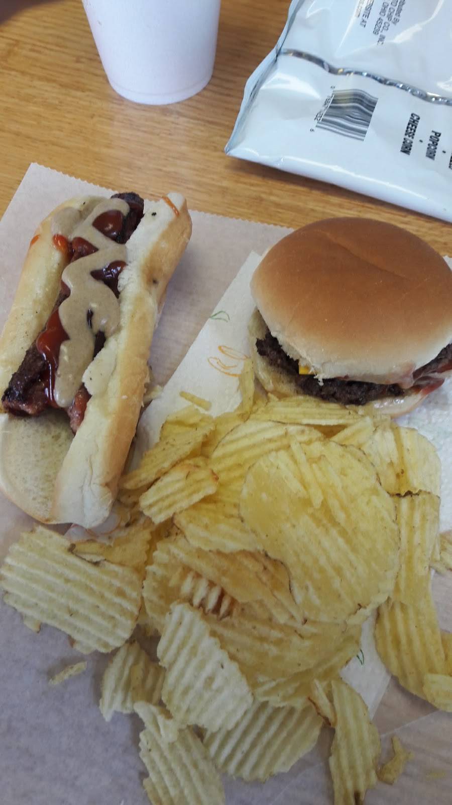 Crabills Hamburger Shop | meal takeaway | 727 Miami St, Urbana, OH 43078, USA | 9376535133 OR +1 937-653-5133