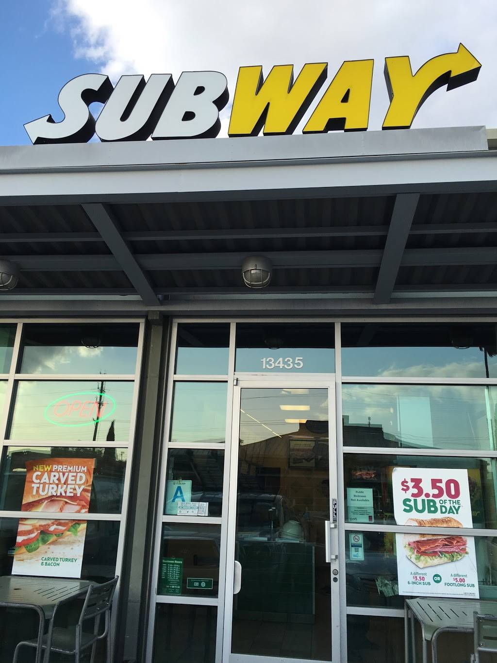 Subway Restaurants | restaurant | 13435 Washington Blvd, Marina Del Rey, CA 90292, USA | 3105785347 OR +1 310-578-5347