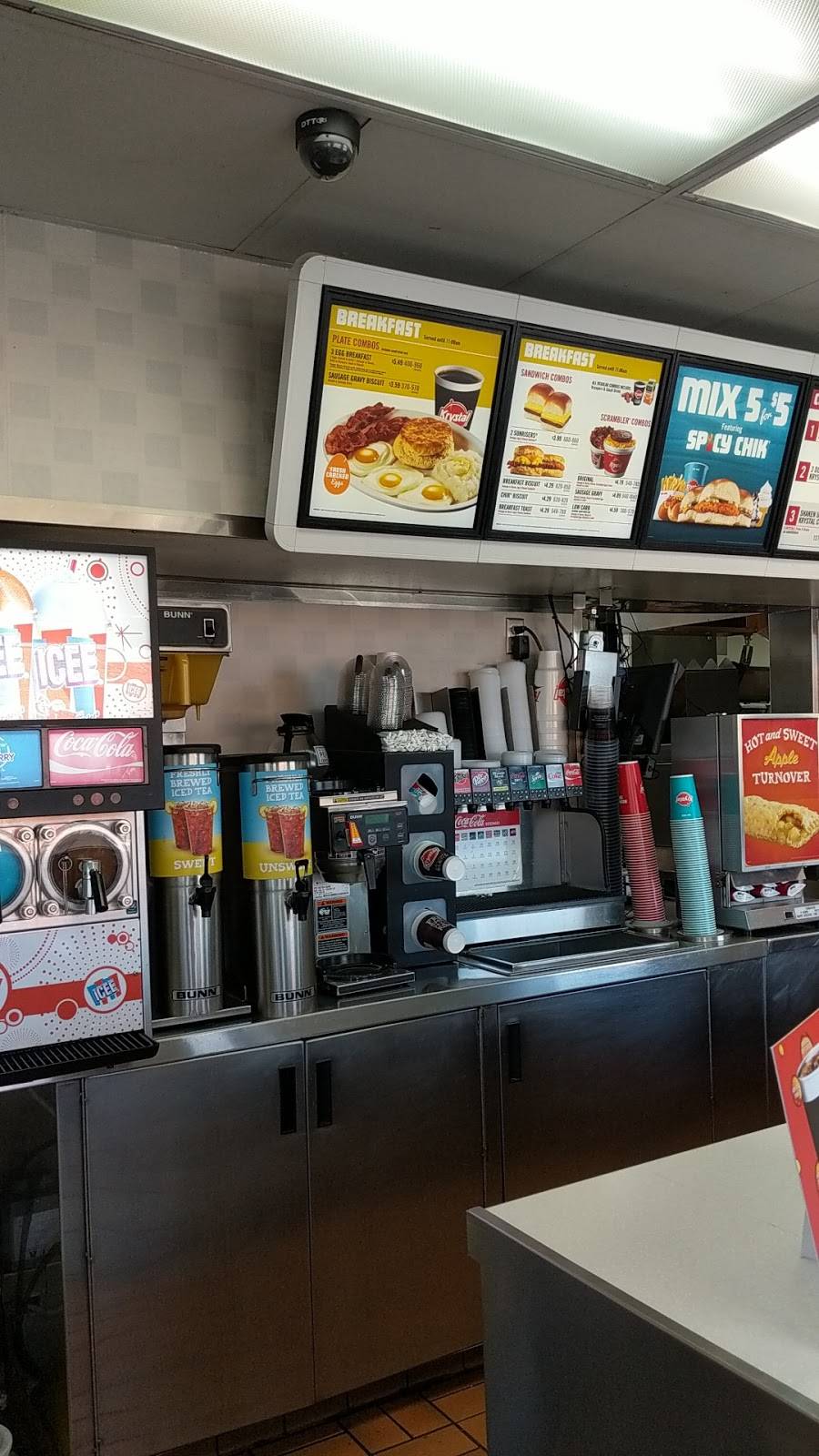 Krystal | meal takeaway | 125 Fork Of River Pkwy, Sevierville, TN 37862, USA | 8654281895 OR +1 865-428-1895