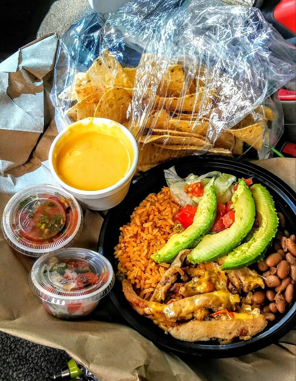 Las Palapas | restaurant | 5403 Northwest Loop 410, San Antonio, TX 78229, USA | 2106807177 OR +1 210-680-7177