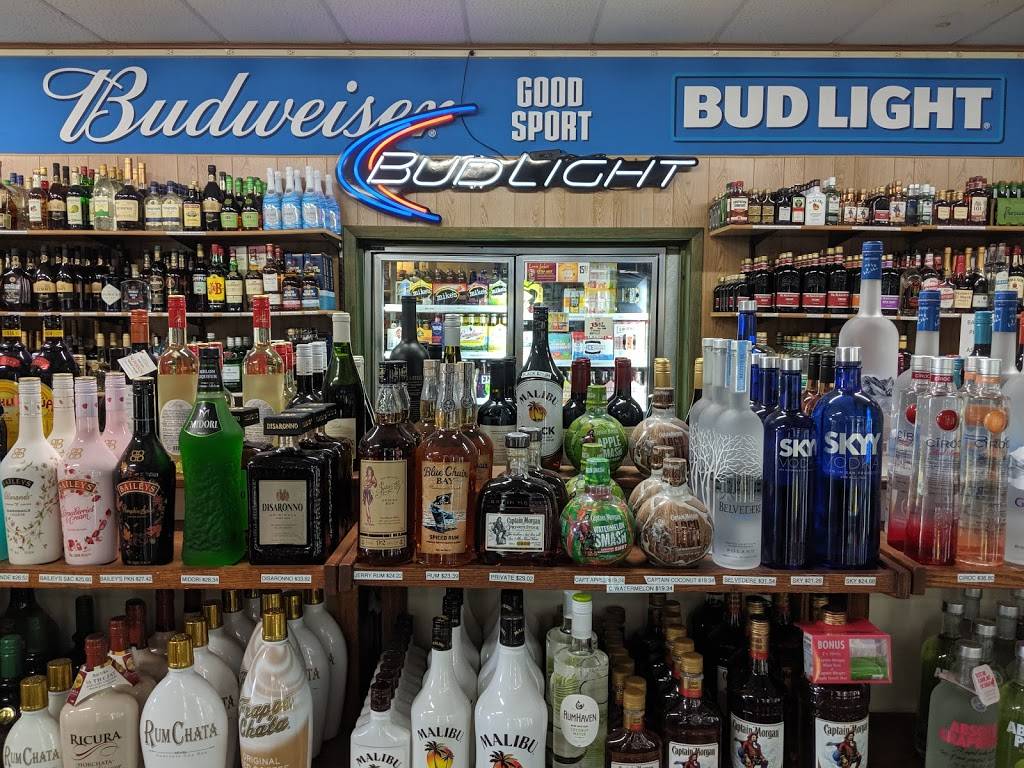 Good Sport Bar and Grill | restaurant | 149 E 6th St, St Charles, MN 55972, USA | 5079326963 OR +1 507-932-6963