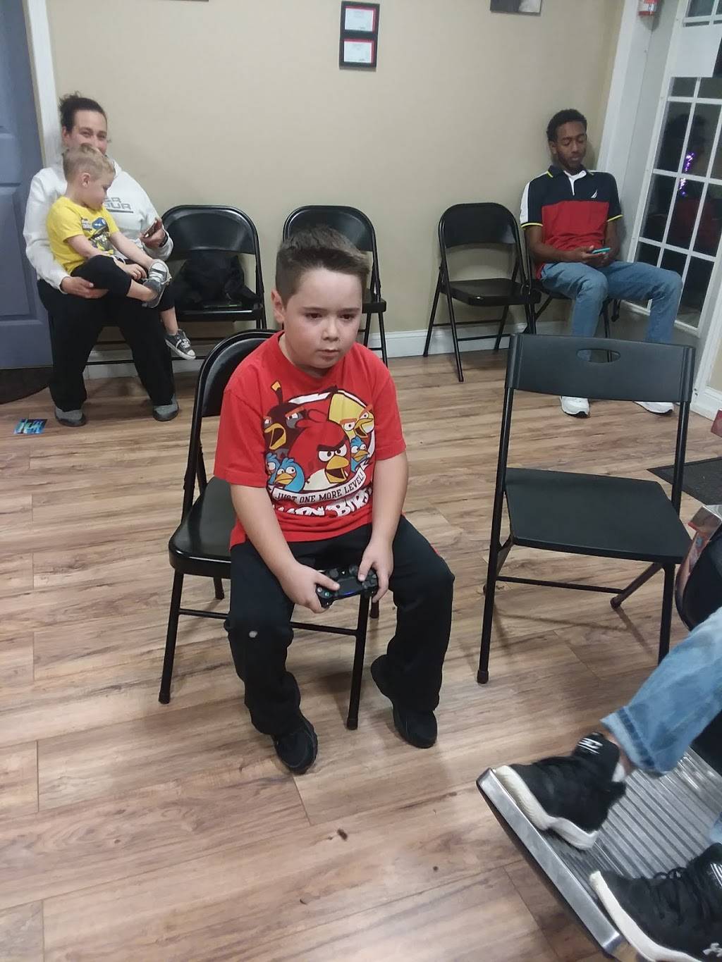 Stonehouse Bar & Grill | restaurant | 36 Main St, Baltic, CT 06330, USA | 8608228887 OR +1 860-822-8887