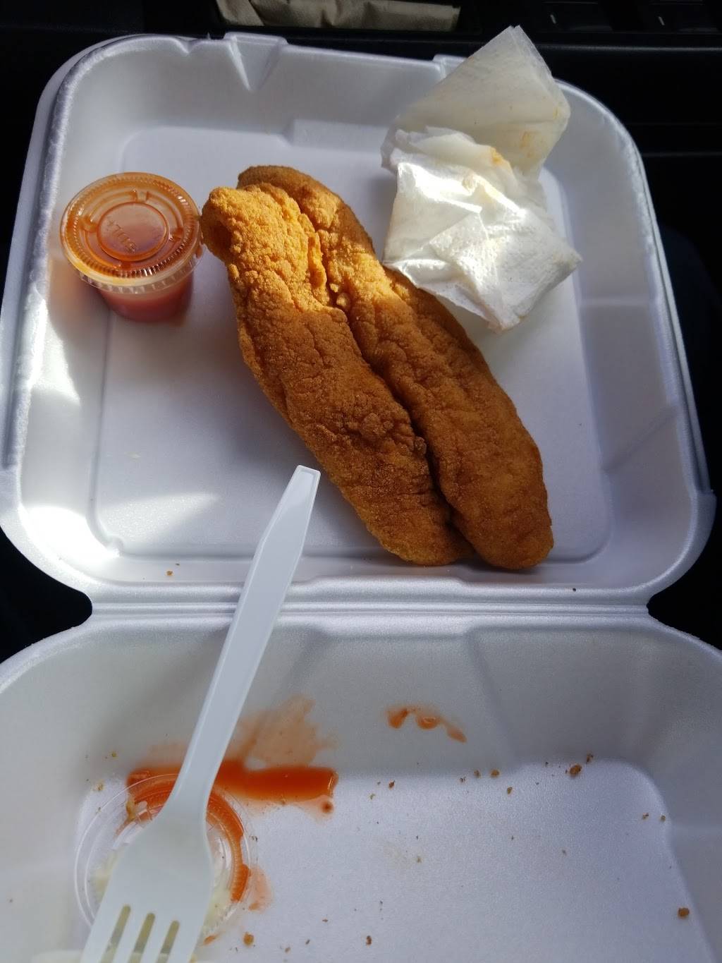 Stuarts Fresh Catch | restaurant | 2400 Mechanicsville Turnpike, Richmond, VA 23223, USA | 8046433474 OR +1 804-643-3474