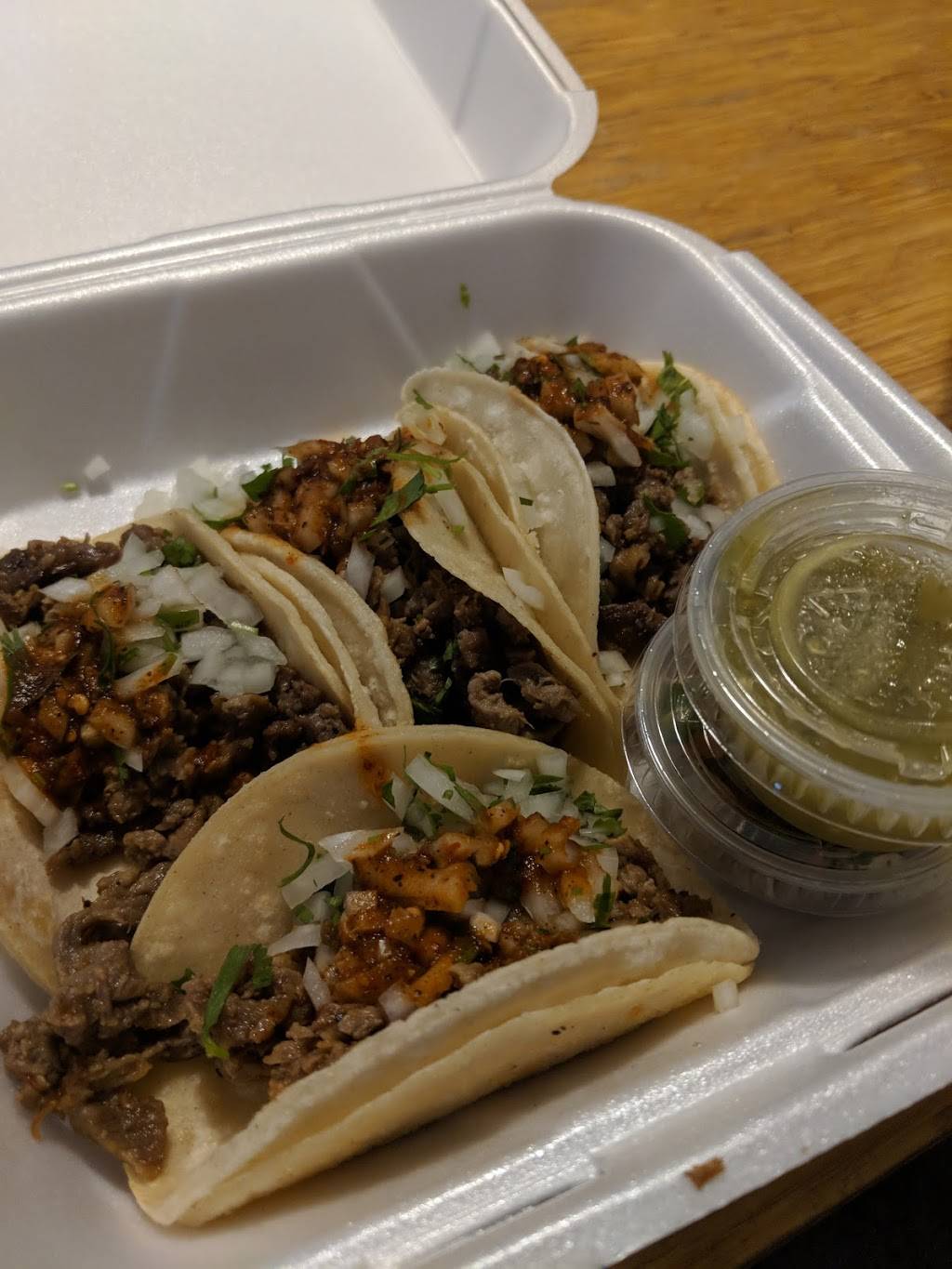 Los Toriles | restaurant | 2737 S Mooney Blvd, Visalia, CA 93277, USA | 5596270487 OR +1 559-627-0487