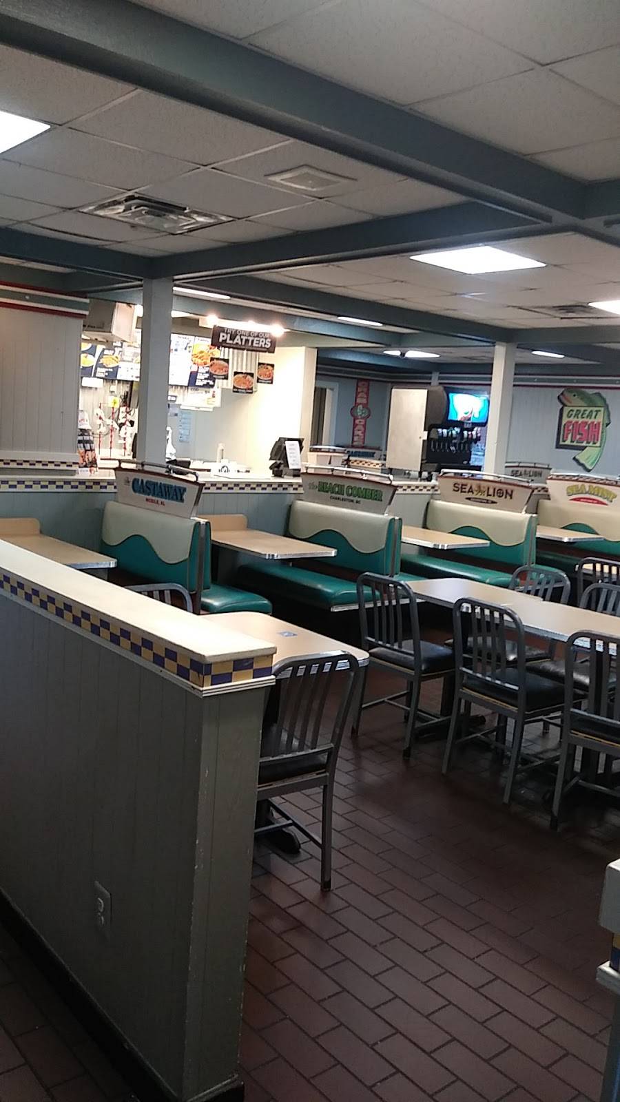 Long John Silvers | restaurant | 959 N Beach St, Fort Worth, TX 76111, USA | 8173497176 OR +1 817-349-7176