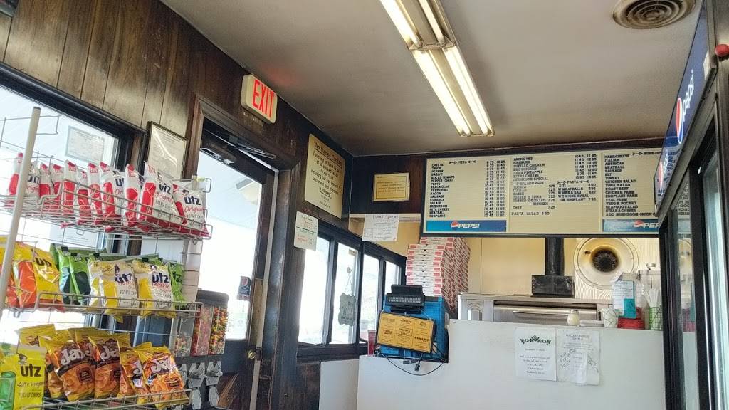 Dennenos Pizza | restaurant | 545 Pearl St, Stoughton, MA 02072, USA | 7813449803 OR +1 781-344-9803