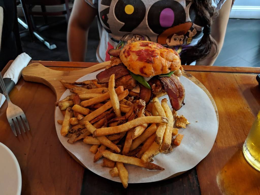 Devour 312 | restaurant | 1450 W Webster Ave, Chicago, IL 60614, USA | 7733607312 OR +1 773-360-7312