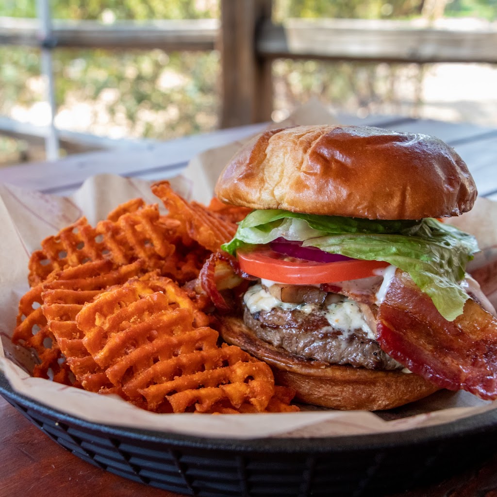 Three Creeks Brewing Company | restaurant | 721 S Desperado Ct, Sisters, OR 97759, USA | 5415491963 OR +1 541-549-1963