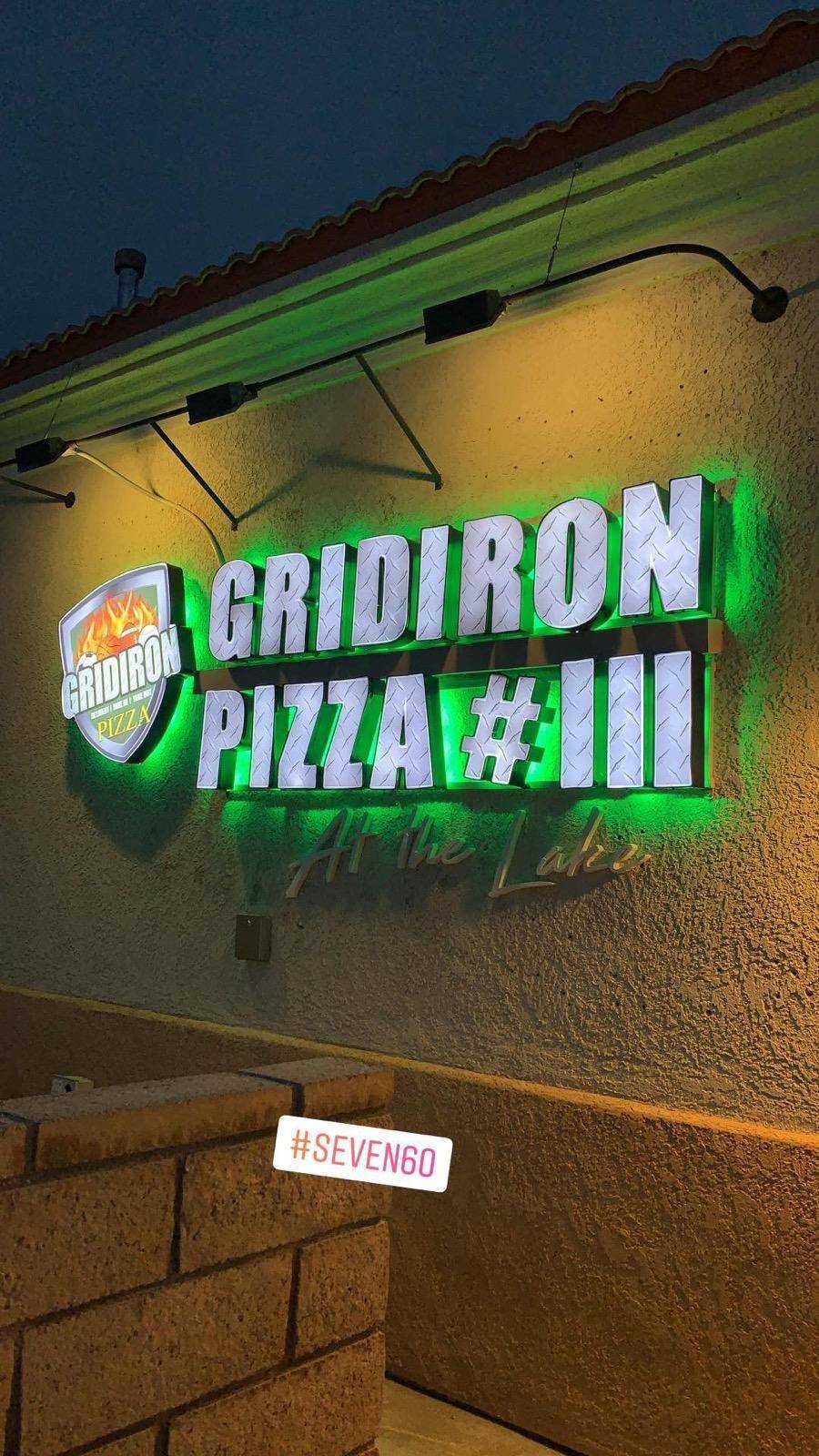 Gridiron Pizza #3 At The Lake | restaurant | 27170 Lakeview Dr #402, Helendale, CA 92342, USA | 7602430333 OR +1 760-243-0333
