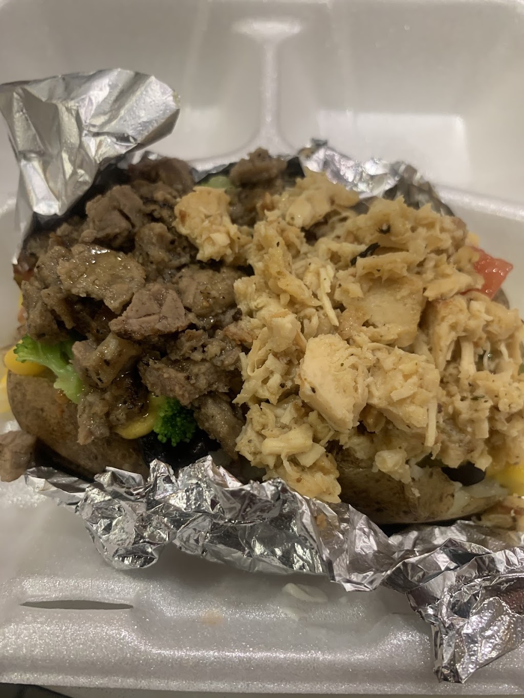 Potato Bar Legacy Four | restaurant | 1105 Central Ave, Middletown, OH 45044, USA | 5134650411 OR +1 513-465-0411