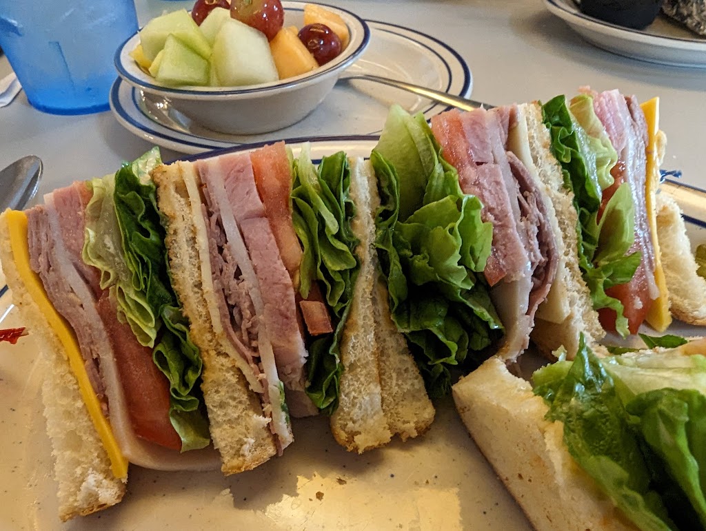 Blue Sky Restaurant | restaurant | 400 W North St, Kendallville, IN 46755, USA | 2602425822 OR +1 260-242-5822