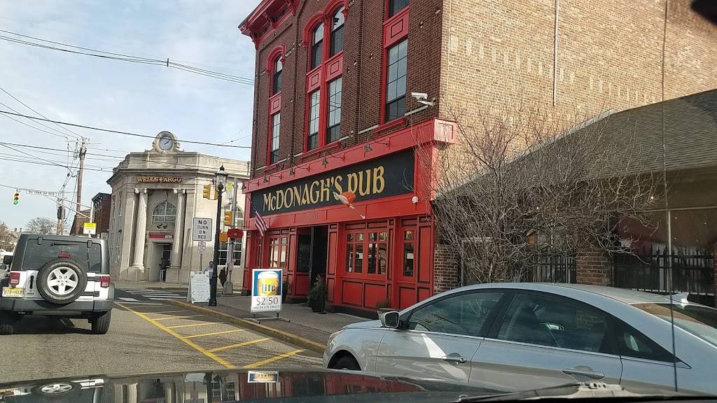 McDonaghs Pub | restaurant | 2 W Front St, Keyport, NJ 07735, USA | 7322640999 OR +1 732-264-0999