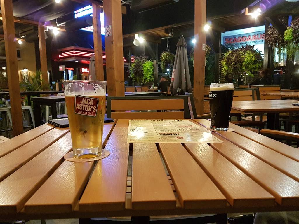 Jack Astors Bar & Grill | restaurant | 219 Rathburn Rd W, Mississauga, ON L5B 4C1, Canada | 9055664662 OR +1 905-566-4662