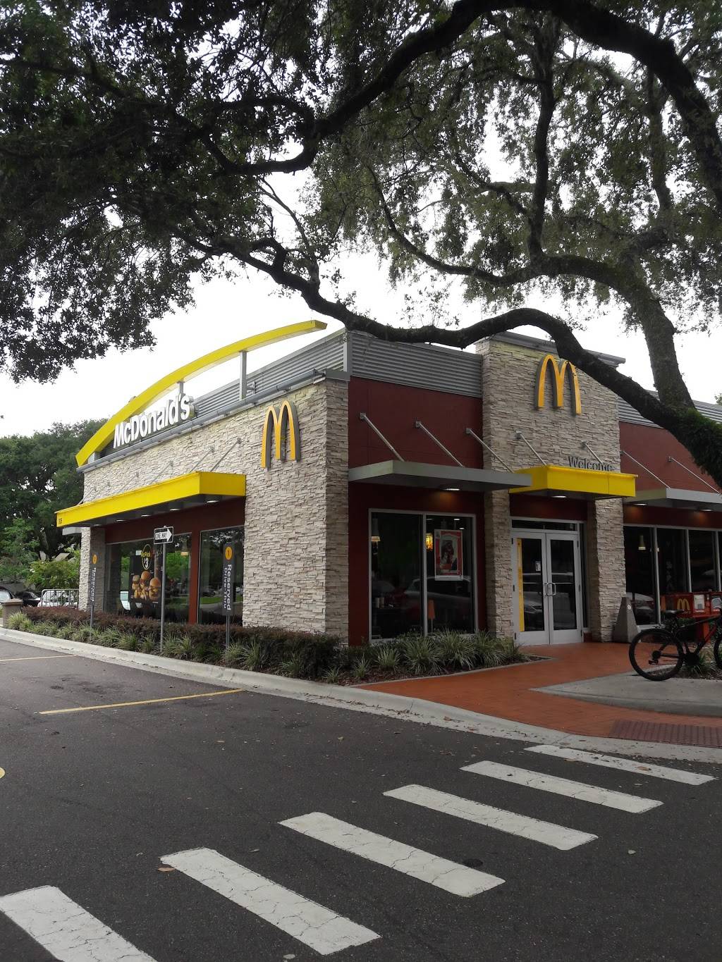 McDonalds | cafe | 926 W Fletcher Ave, Tampa, FL 33612, USA | 8139609109 OR +1 813-960-9109