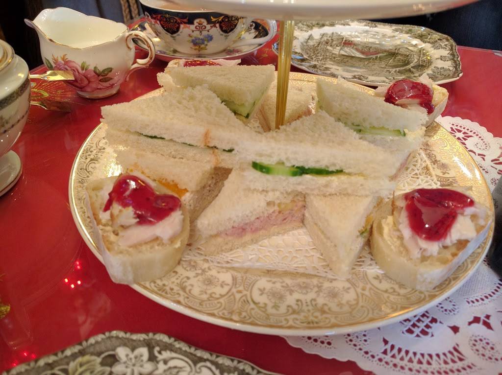 Anne Hathaway Cottage Tea Room | cafe | 950 W Beverley St, Staunton, VA 24401, USA | 5408858885 OR +1 540-885-8885