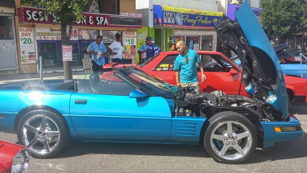 Melanies Restaurant | restaurant | 675 Mt Prospect Ave, Newark, NJ 07104, USA | 9734848920 OR +1 973-484-8920