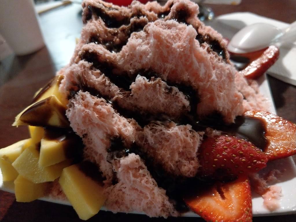 Pho Avina | restaurant | 4920 W Thunderbird Rd, Glendale, AZ 85306, USA | 6024392547 OR +1 602-439-2547