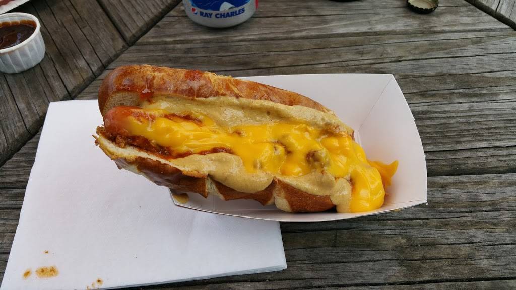 Hot Dog Caboose | restaurant | 211 Greenwood Ave, Midland Park, NJ 07432, USA | 2014442531 OR +1 201-444-2531