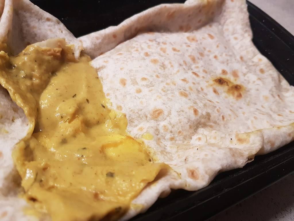My Roti Place | restaurant | 3 Glebe Rd E, Toronto, ON M4S 1N7, Canada | 4163229559 OR +1 416-322-9559
