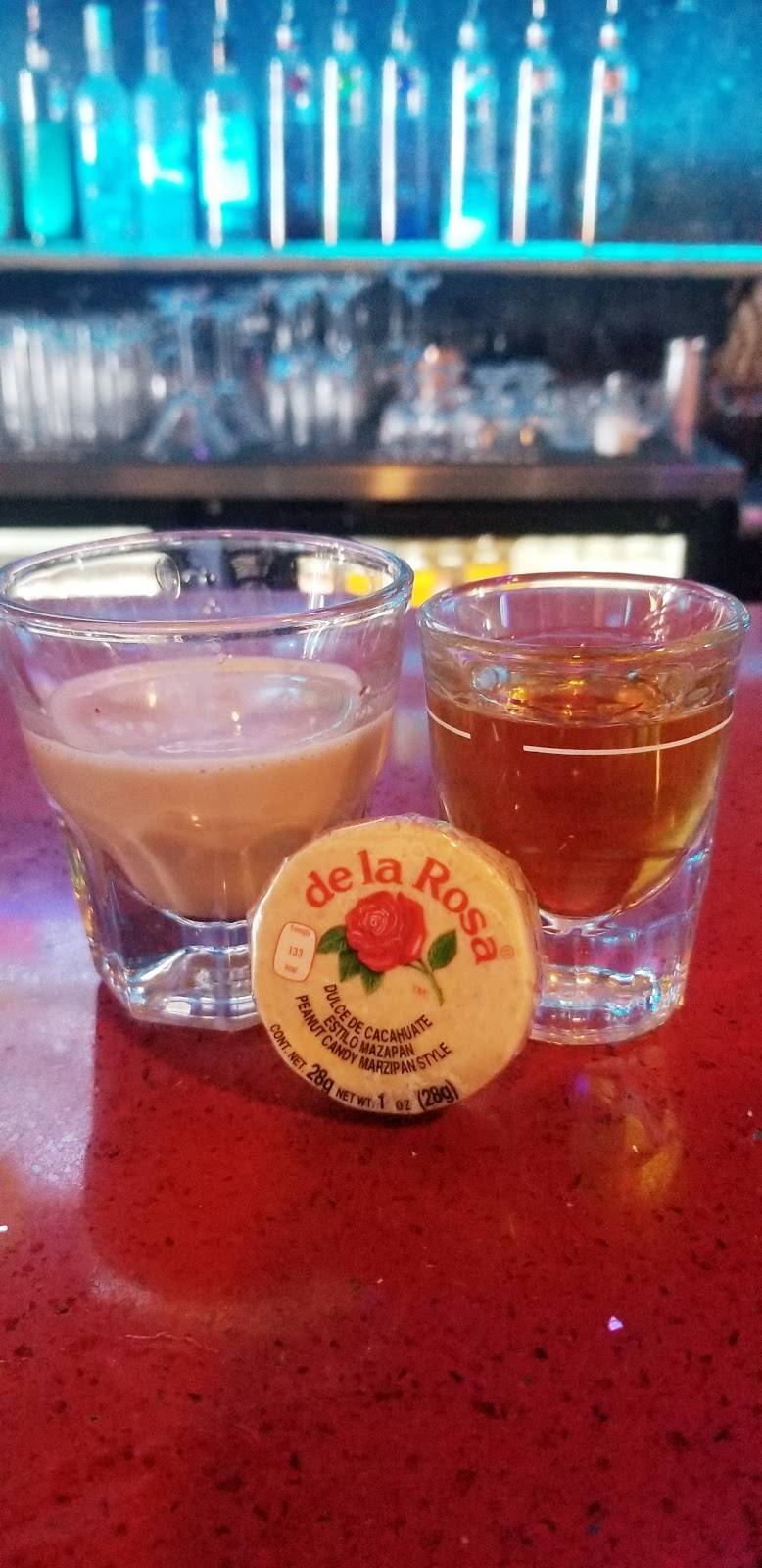 Deweys Corner Pub | restaurant | 812 N Piedras St, El Paso, TX 79903, USA | 9153732208 OR +1 915-373-2208