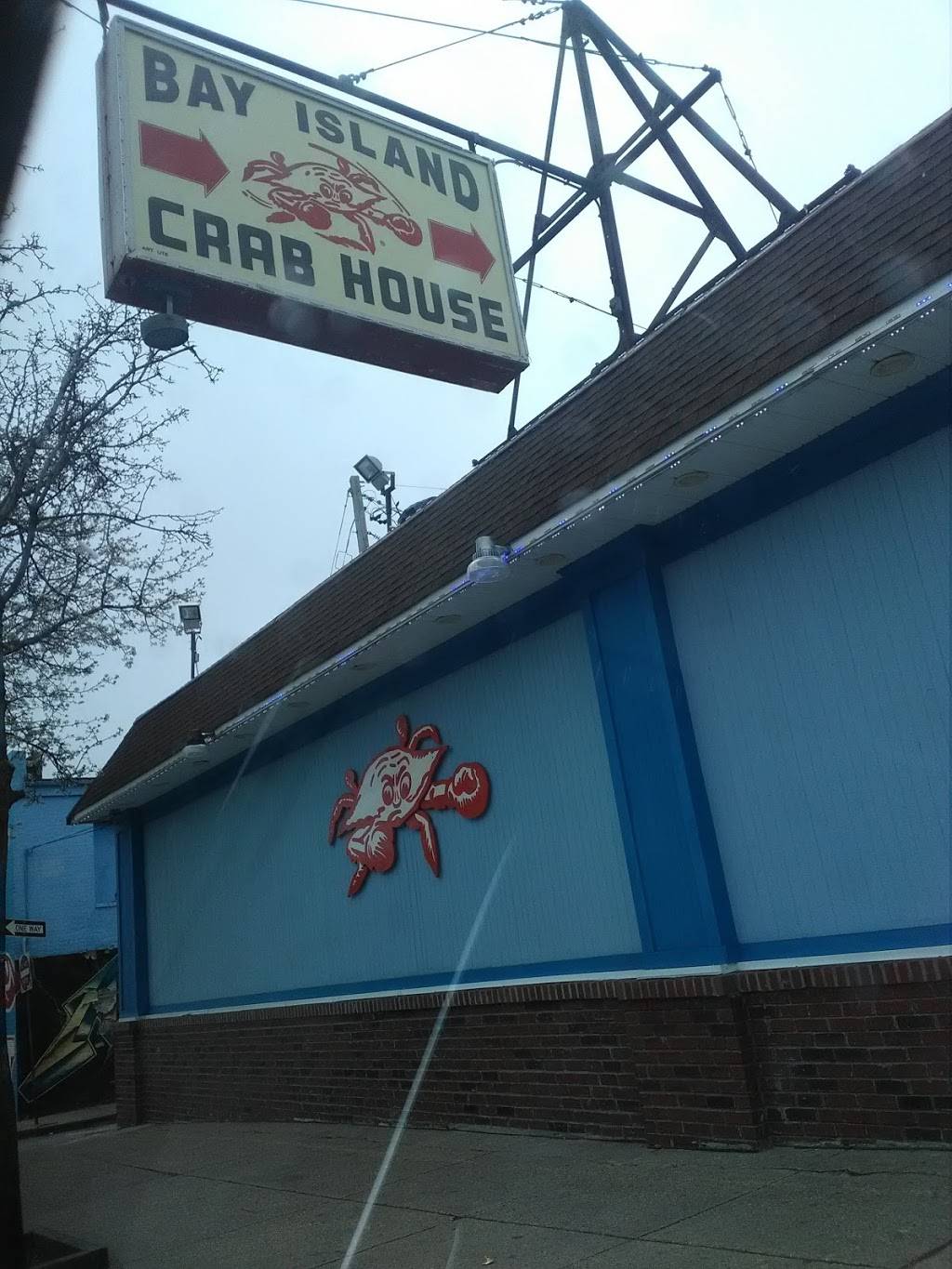 Bay Island Seafood | restaurant | 1903 W Pratt St, Baltimore, MD 21223, USA | 4105660200 OR +1 410-566-0200