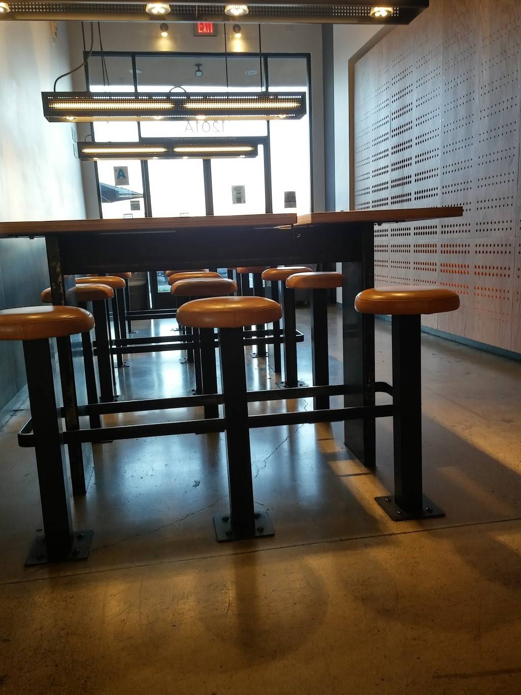 Chipotle Mexican Grill | restaurant | 1201 E Valley Pkwy Ste A, Escondido, CA 92027, USA | 7608843002 OR +1 760-884-3002