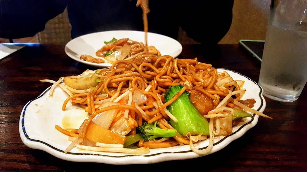 Diho Siam | restaurant | 23600 Rockfield Blvd #2L, Lake Forest, CA 92630, USA | 9498594192 OR +1 949-859-4192