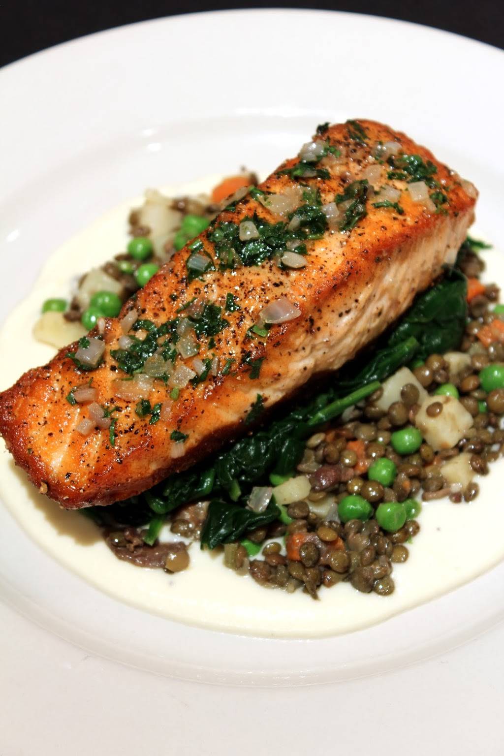 Butterfields | restaurant | 661 Old Willets Path, Hauppauge, NY 11788, USA | 6318511507 OR +1 631-851-1507