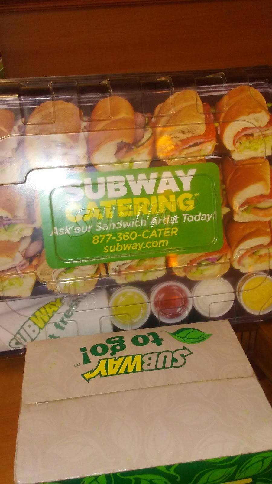 Subway Restaurants | restaurant | 21514 Novi Rd, Novi, MI 48375, USA | 2483444777 OR +1 248-344-4777