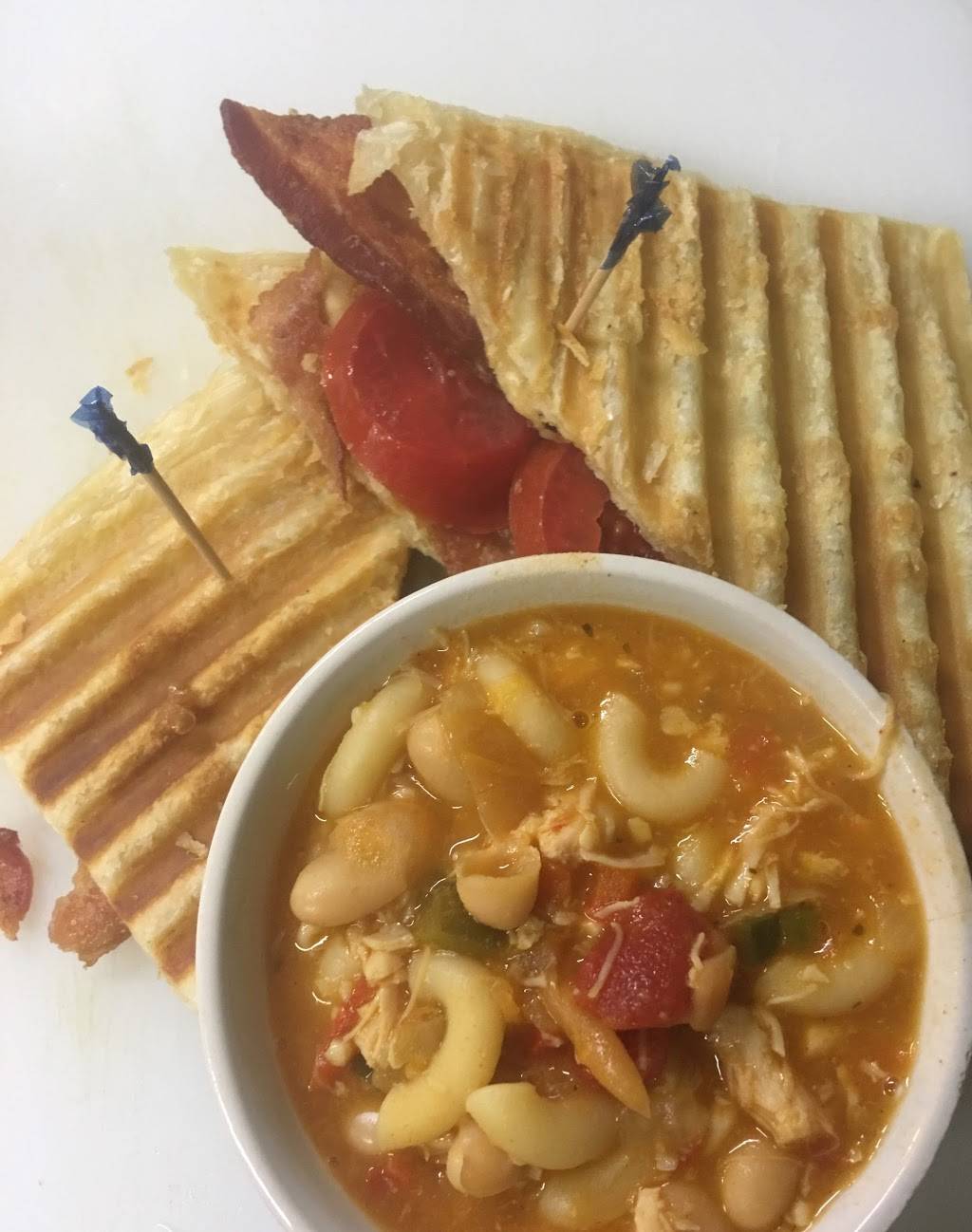 The WaffleWhitch | restaurant | 152 N Main St, Martinsville, IN 46151, USA | 3179650545 OR +1 317-965-0545