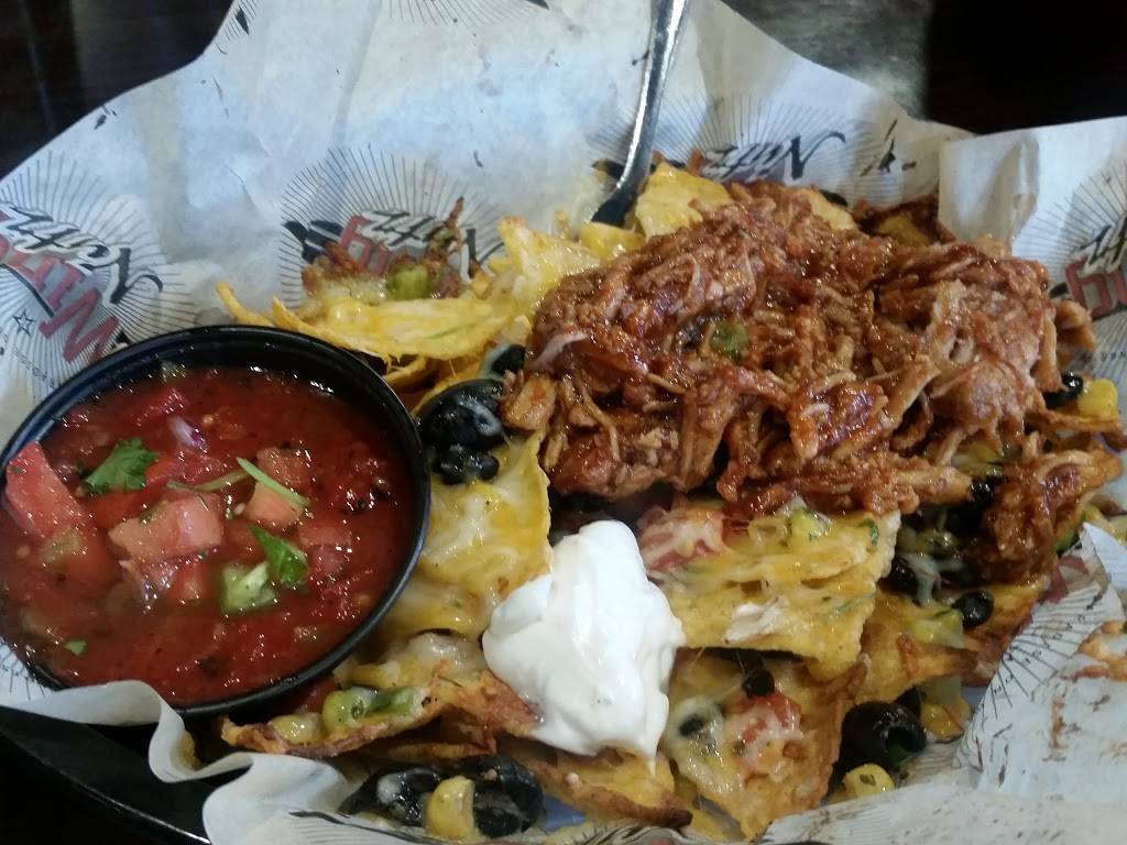 Wing Nutz The District | meal takeaway | 11580 District Main Dr #100, South Jordan, UT 84095, USA | 8014954623 OR +1 801-495-4623