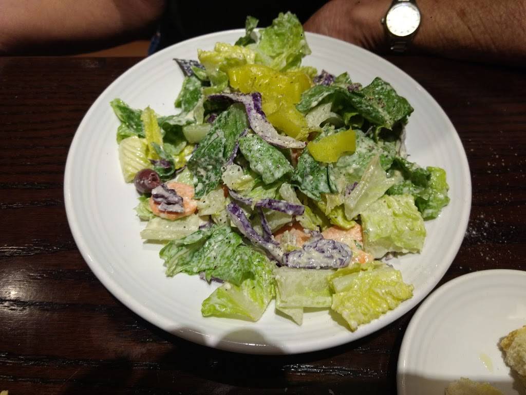 Carrabbas Italian Grill | restaurant | 1205 Townsgate Ct, Plant City, FL 33563, USA | 8137520760 OR +1 813-752-0760