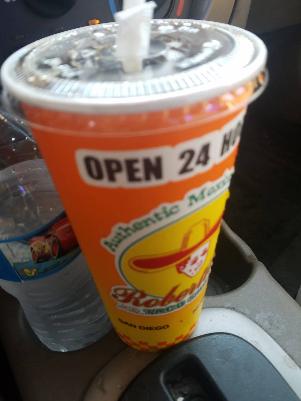 Robertitos Taco Shop | restaurant | 3830 N Cedar Ave, Fresno, CA 93726, USA | 5592276434 OR +1 559-227-6434