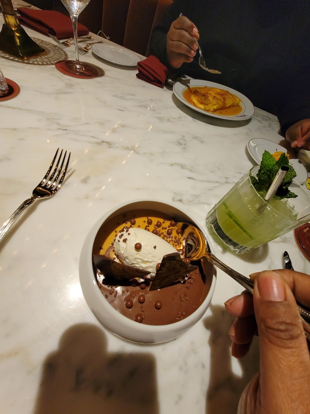 Monarque | restaurant | 1010 Fleet St, Baltimore, MD 21202, USA | 4433841480 OR +1 443-384-1480