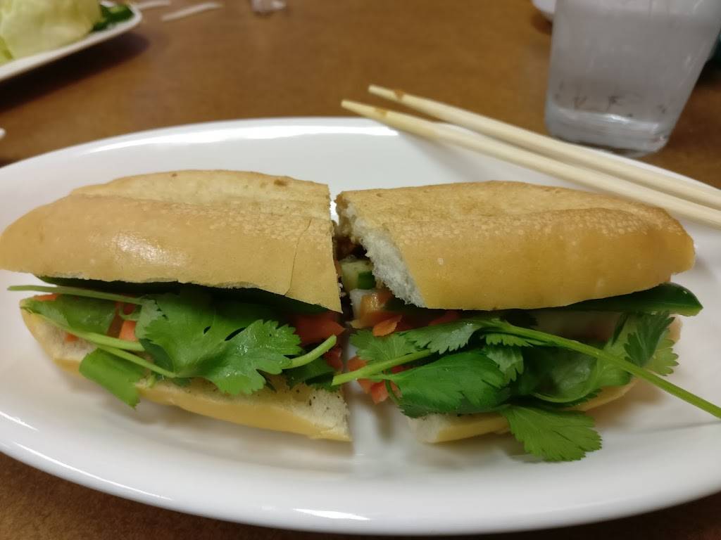 Pho Van | restaurant | 1001 Day Hill Rd ste 2 e, Windsor, CT 06095, USA | 8602989100 OR +1 860-298-9100
