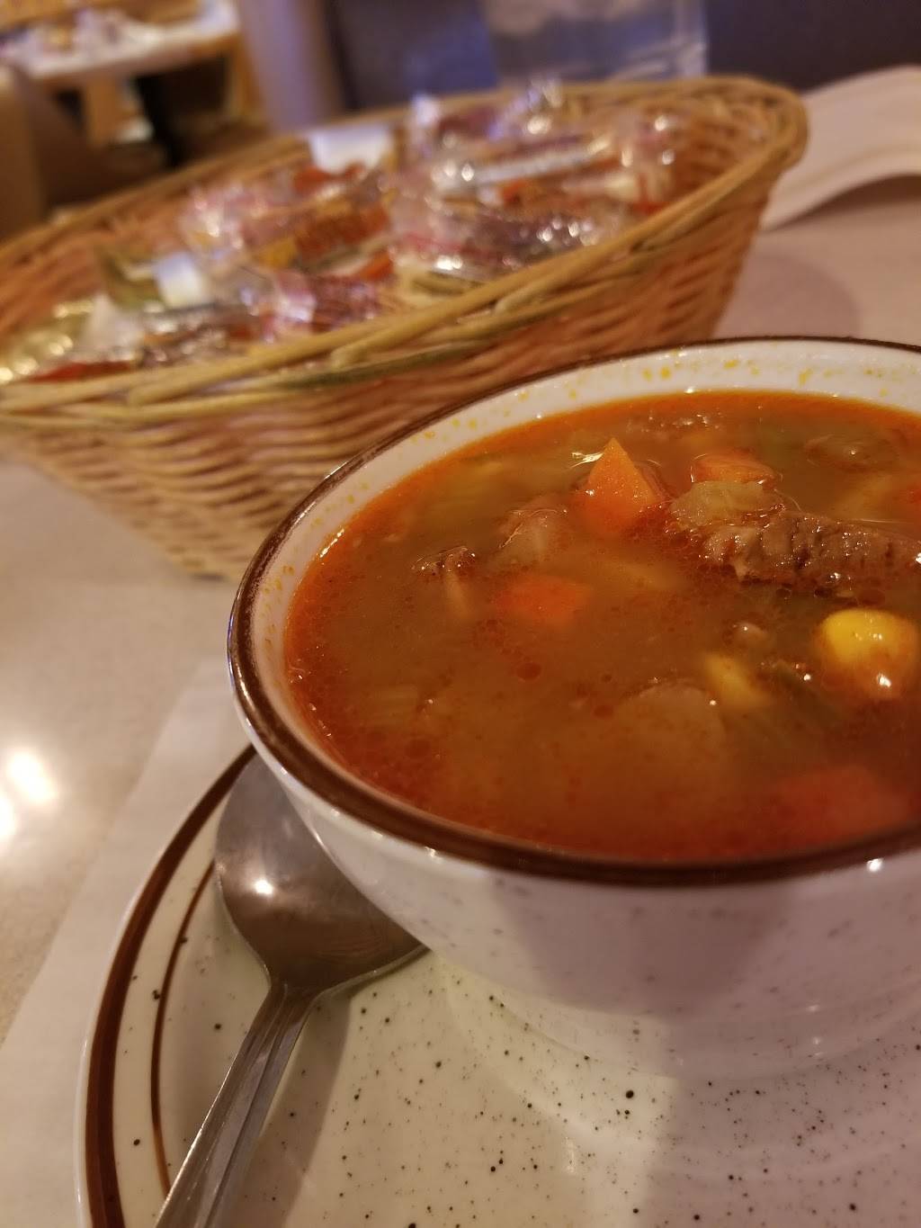 Sunrise II Family Restaurant | bakery | 101 W 2nd St, Byron, IL 61010, USA | 8152344229 OR +1 815-234-4229