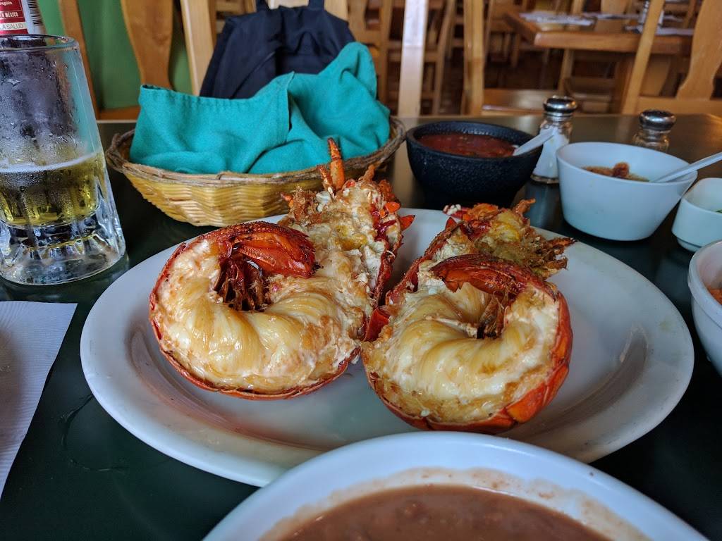 Restaurant Puerto Nuevo II | restaurant | Avenida Rentería 2, Primo Tapia, 22710 Rosarito, B.C., Mexico | 016616141454 OR +52 661 614 1454