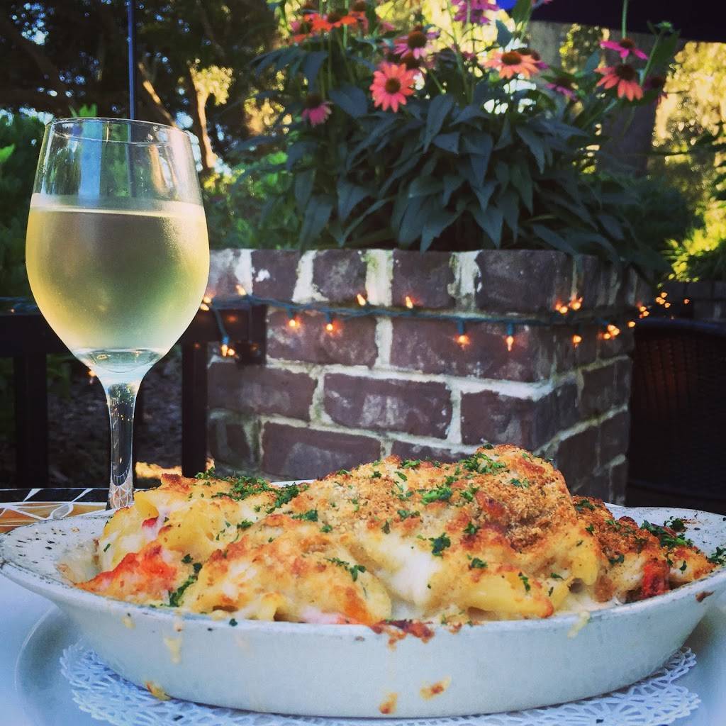 Nazzaros Italian Cuisine | restaurant | 196 Retreat Village, St Simons, GA 31522, USA | 9126346161 OR +1 912-634-6161