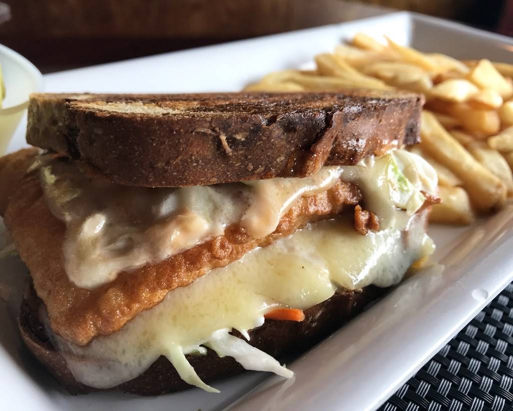 Baileys Surf N Turf | meal takeaway | 3056 Cranberry Hwy, East Wareham, MA 02538, USA | 5082951700 OR +1 508-295-1700