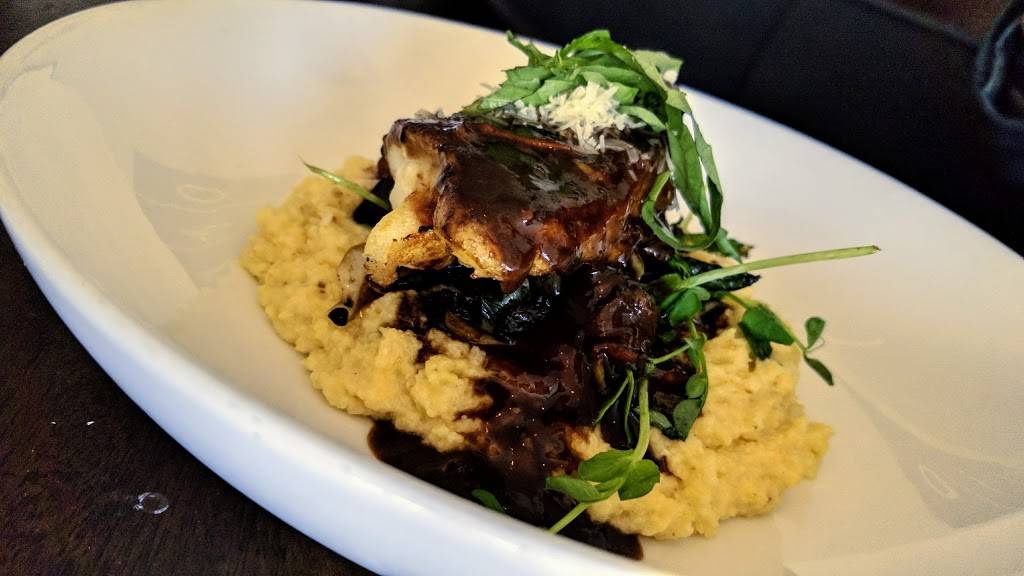 Olio Restaurant & Bar | restaurant | 33 Kings Hwy, Groton, CT 06340, USA | 8604456546 OR +1 860-445-6546