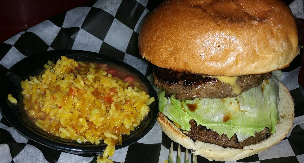 Dead Bobs Bar | restaurant | 6717 Central Avenue North, St. Petersburg, FL 33707, USA | 7273172627 OR +1 727-317-2627