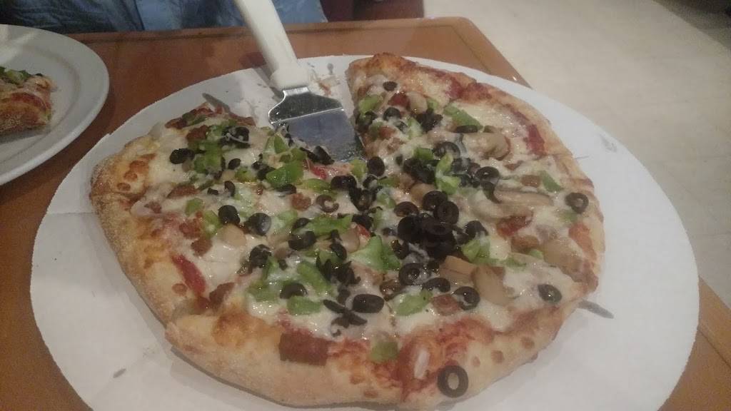 Pink Door Pizza | meal delivery | 717 Lafayette Ave, Moundsville, WV 26041, USA | 3048458804 OR +1 304-845-8804