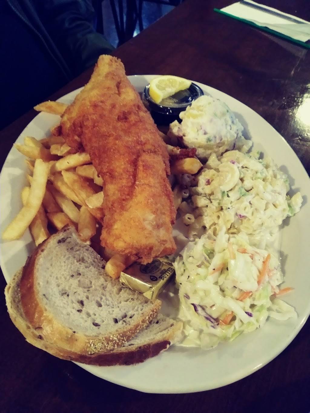 Overpass Pub | restaurant | 2720 Seneca St, Buffalo, NY 14224, USA | 7168448403 OR +1 716-844-8403