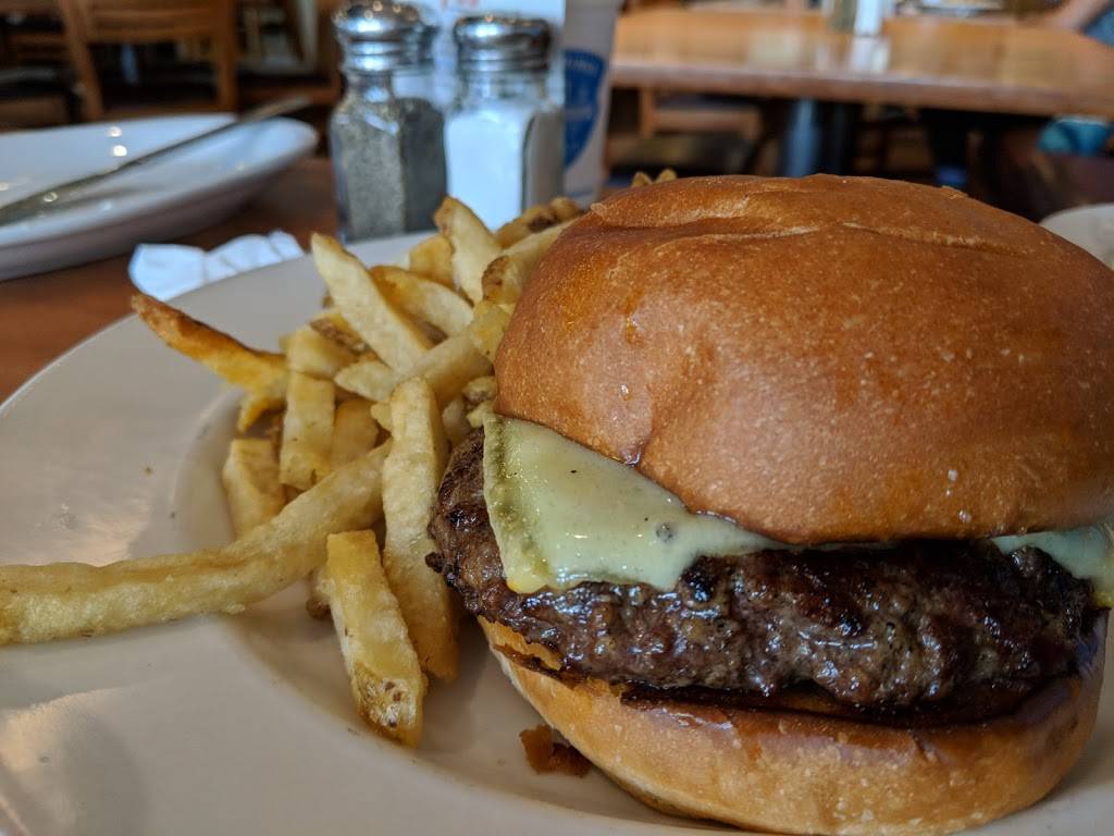 Iron Springs Pub & Brewery | restaurant | 765 Center Blvd, Fairfax, CA 94930, USA | 4154851005 OR +1 415-485-1005