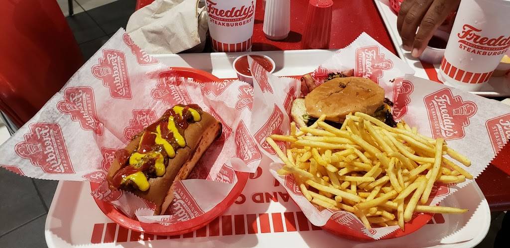 Freddys Frozen Custard & Steakburgers | restaurant | 457 Killian Rd, Columbia, SC 29203, USA | 8036618170 OR +1 803-661-8170