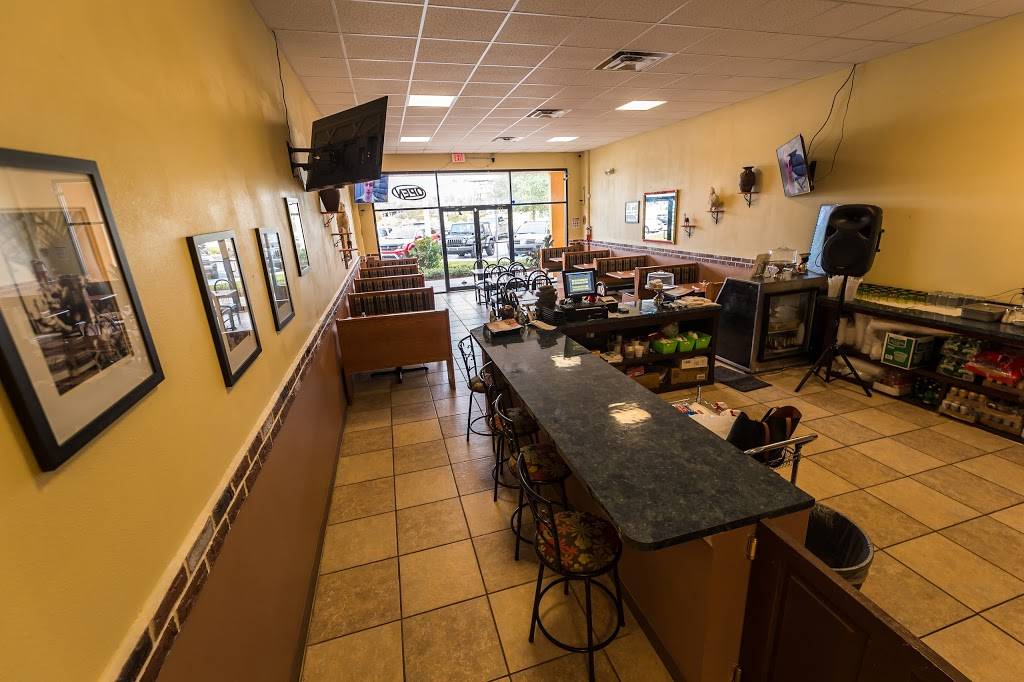 Rusticas Chicken , pollos a la brasa, peruano | restaurant | 14650 Gatorland Dr unit #5, Orlando, FL 32837, USA | 4074403471 OR +1 407-440-3471