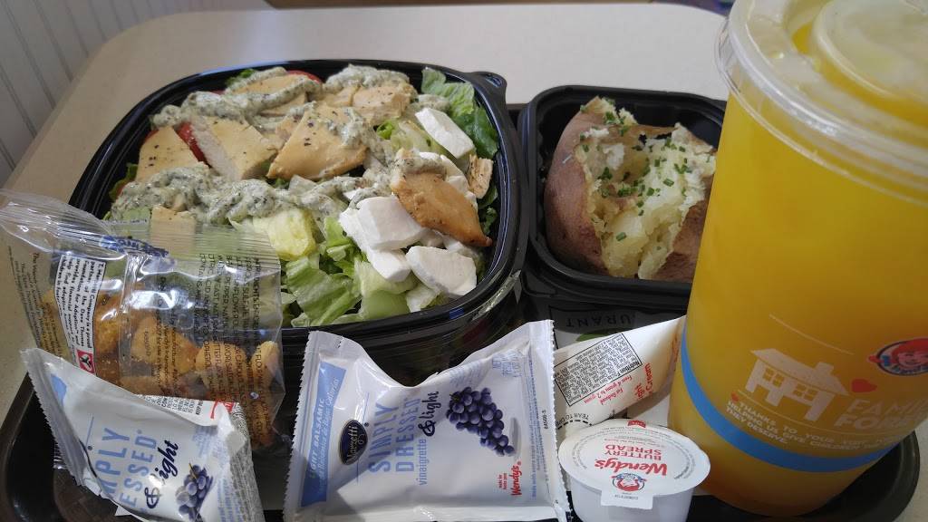 Wendys | restaurant | 9850 Rockford Rd, Plymouth, MN 55442, USA | 7633248265 OR +1 763-324-8265