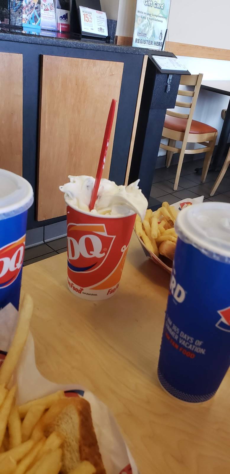Dairy Queen Grill & Chill | restaurant | 12465 Dillingham Square, Woodbridge, VA 22192, USA | 7035906330 OR +1 703-590-6330