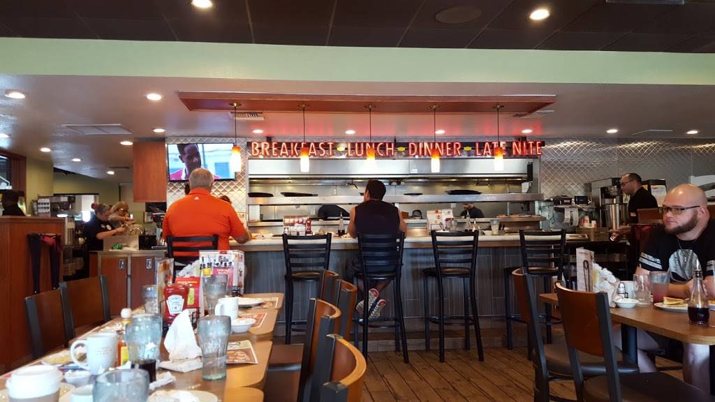 Dennys | restaurant | 5725 T G Lee Blvd, Orlando, FL 32822, USA | 4074388811 OR +1 407-438-8811