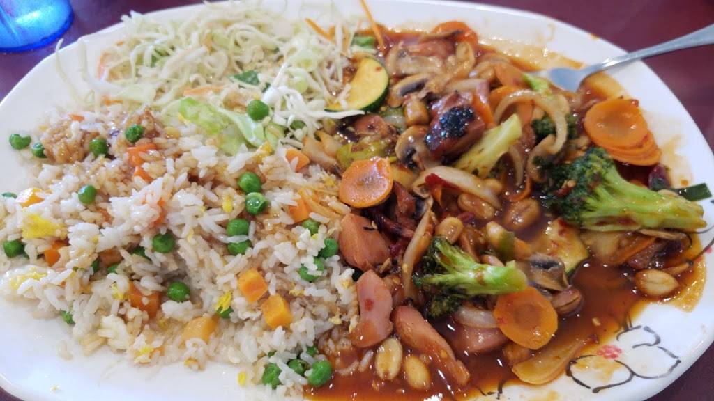 Pho Ever & Wok | restaurant | 11012 Canyon Rd E, Puyallup, WA 98373, USA | 2535392522 OR +1 253-539-2522